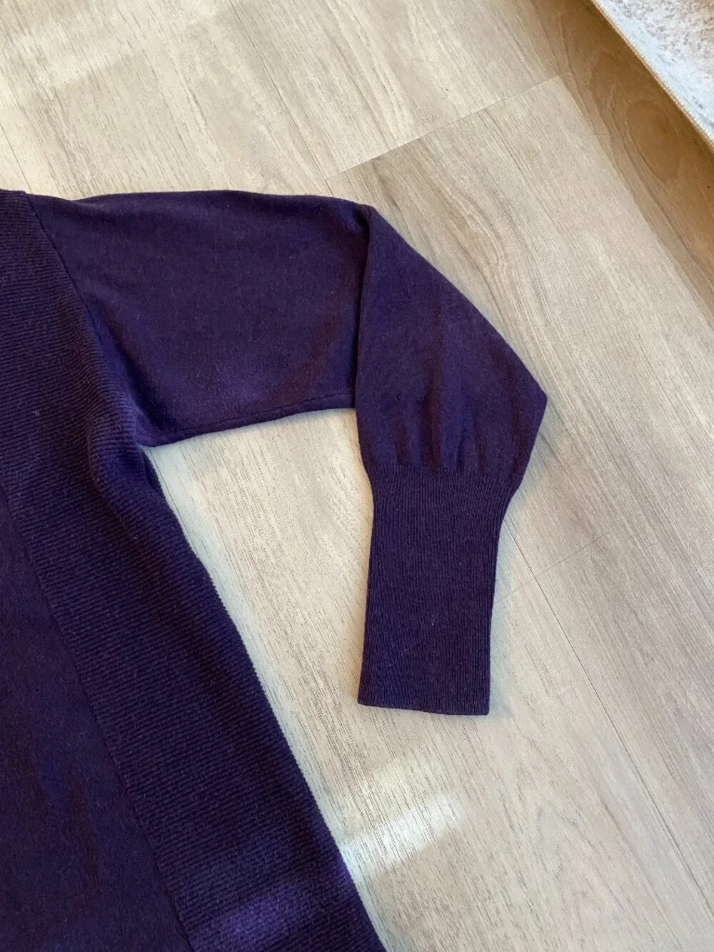 Purple Sweater Bow Back Detail Size L Soft Knit Feminine Peekaboo Bows - Elle